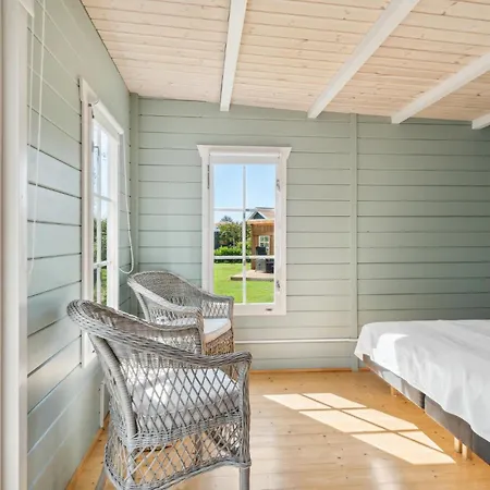 Dom wakacyjny Lovely In With Wifi *