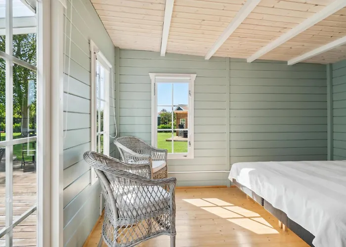 Ferienhaus Lovely In With Wifi *